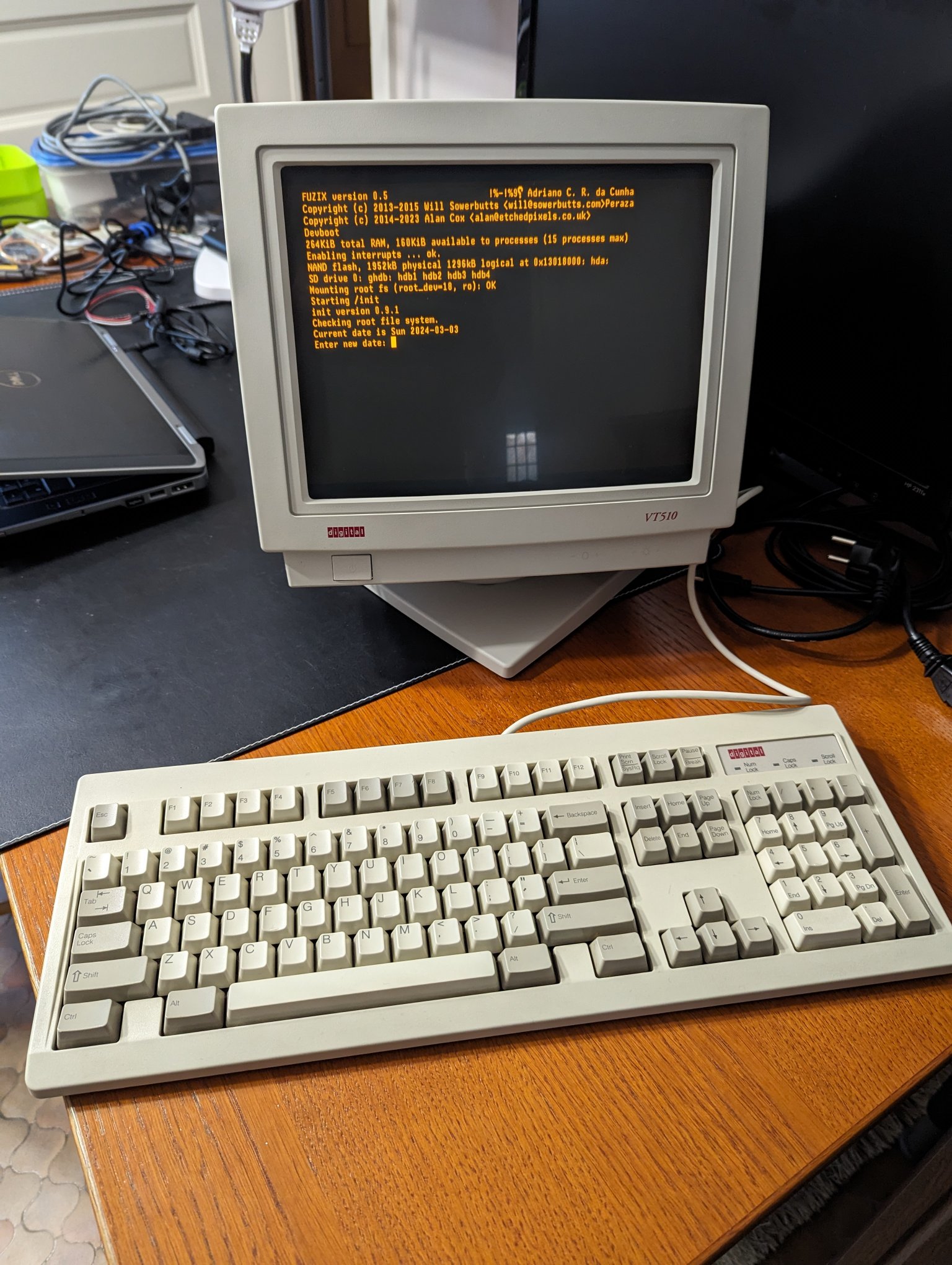 Boot de FUZIX, vu depuis le VT510
